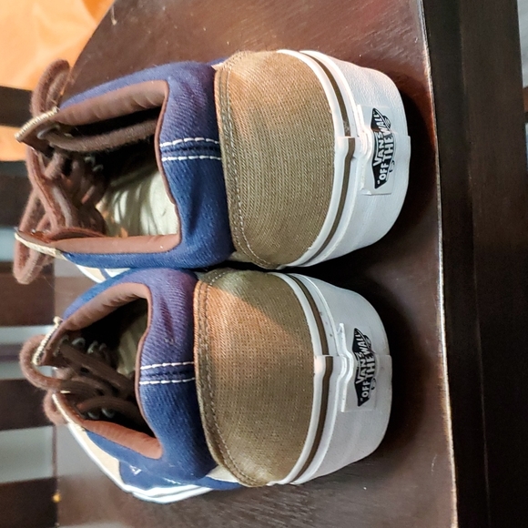 Vans shoes size 8 men or size 10 women - Picture 4 of 4